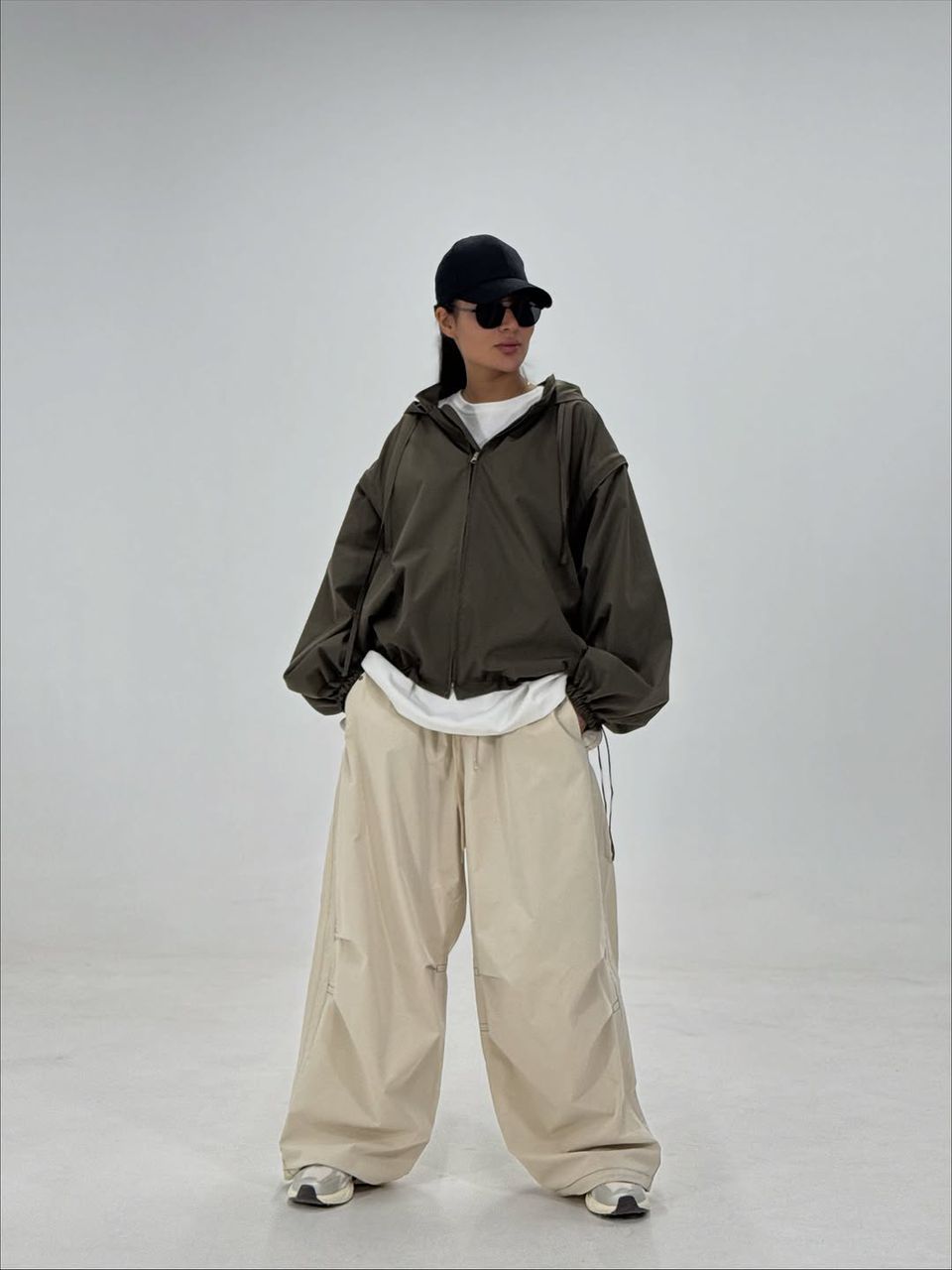 کاپشن بارانی و وست کلاه دار زنانه بامبر جنس کتان TC